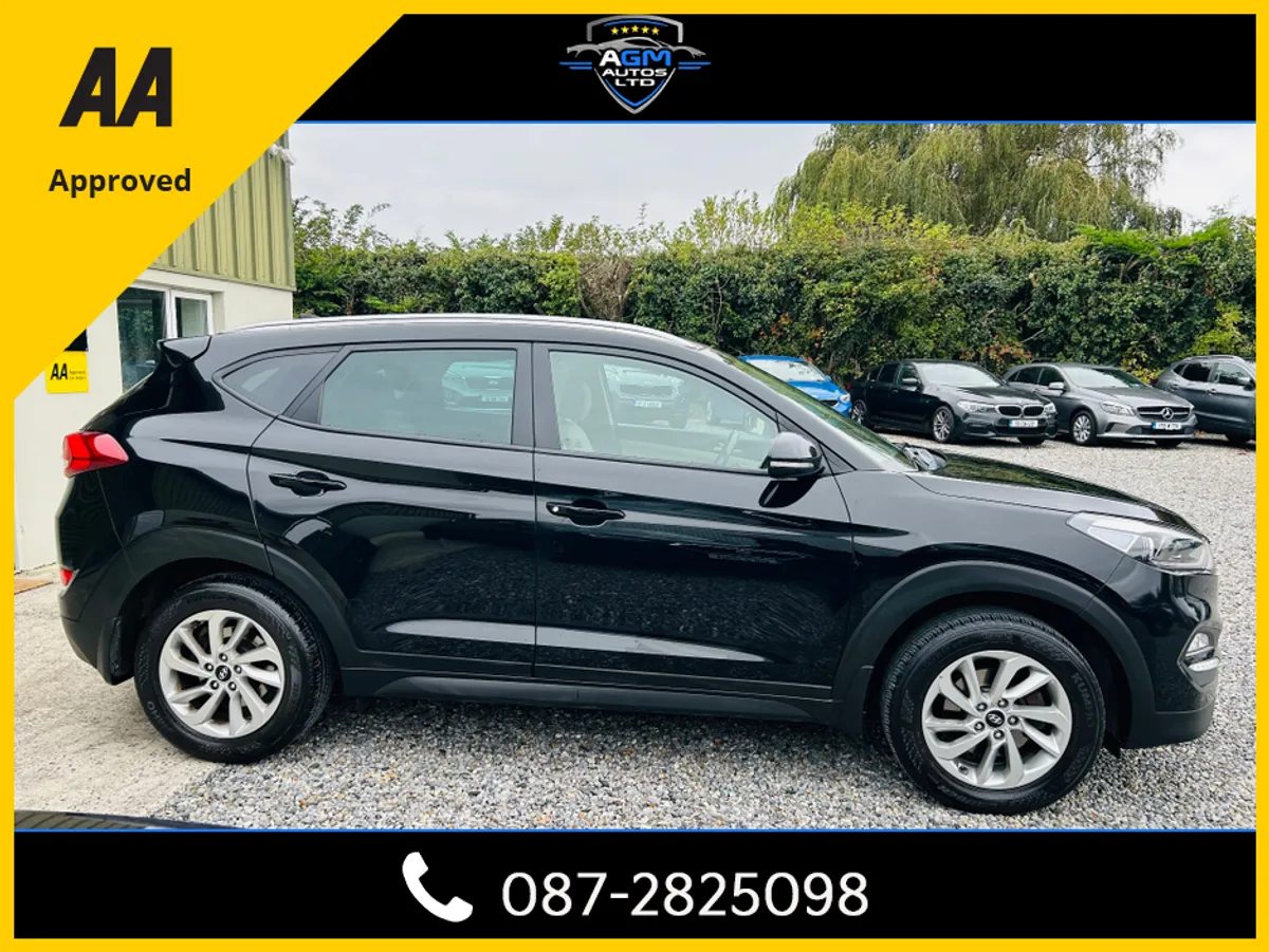 2018 Hyundai Tuscon Executive low km - Image 3