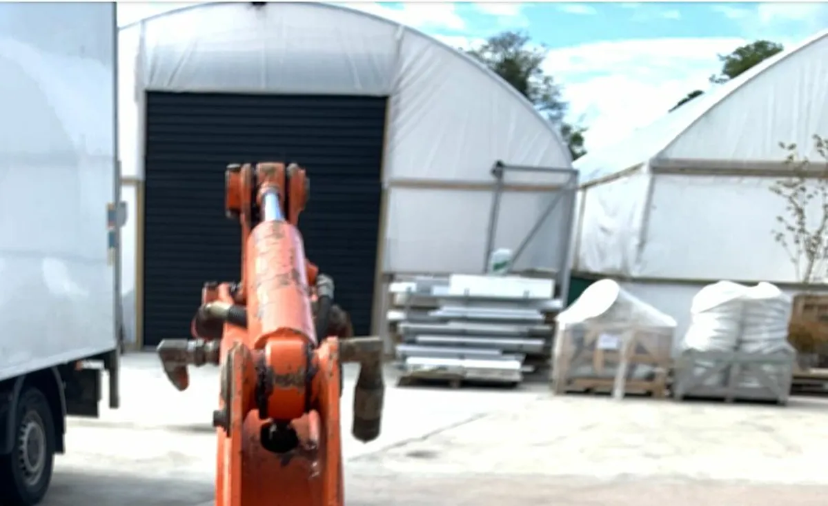 poly tunnel - Image 1