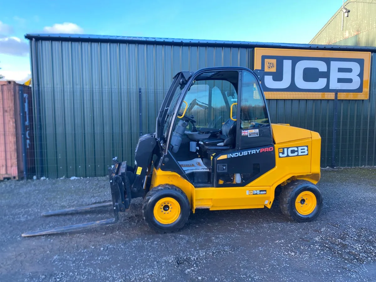 JCB TLT35-26D-4WD TELETRUK YEAR 2022 - Image 1