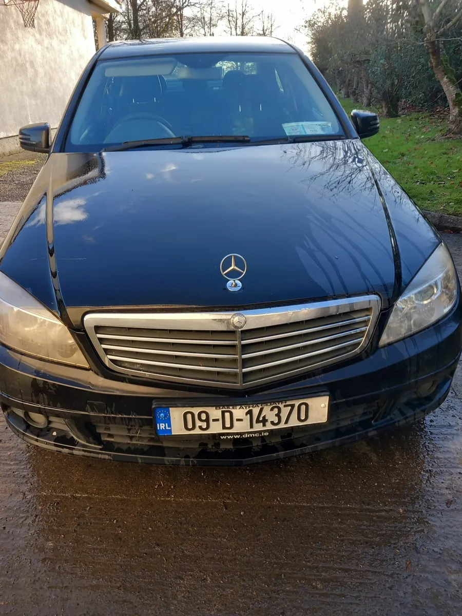 Mercedes-Benz C-Class 2009 - Image 3