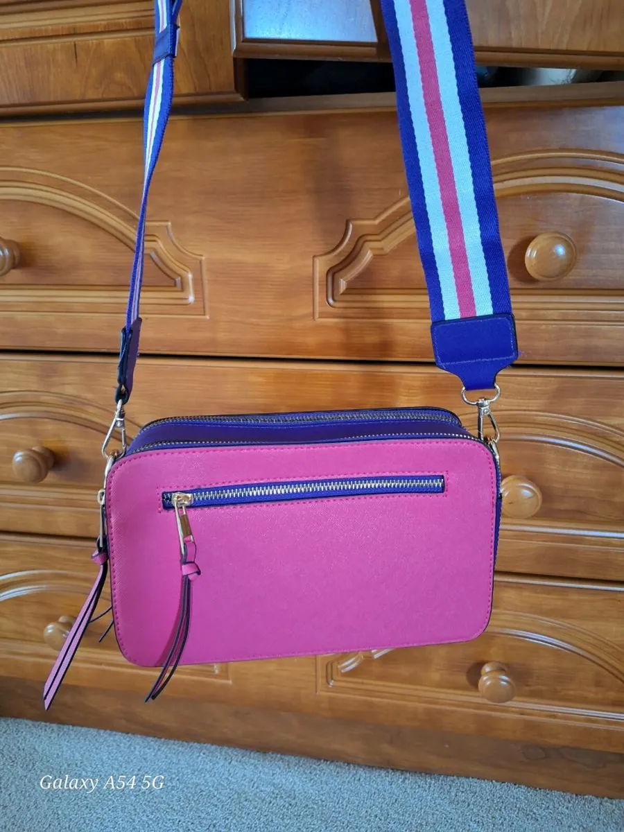 Crossbody purple and pink bag - Image 3