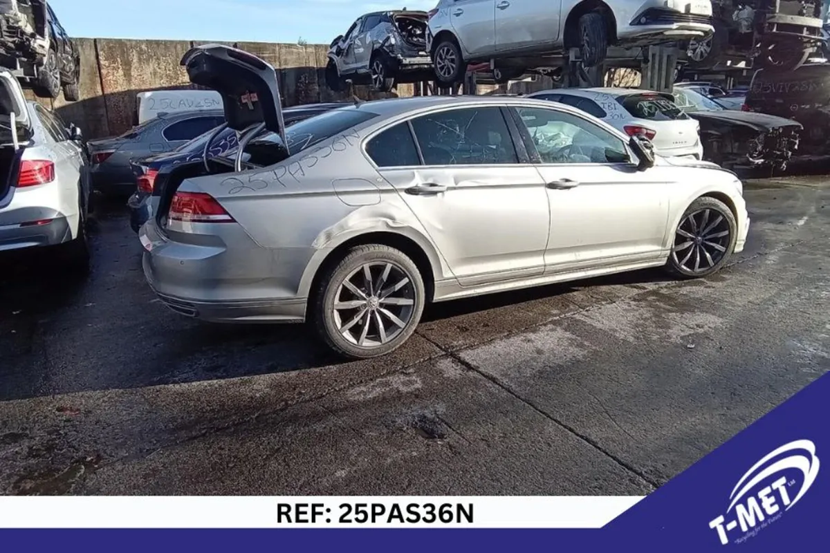 2017 VOLKSWAGEN PASSAT BREAKING FOR PARTS - Image 4