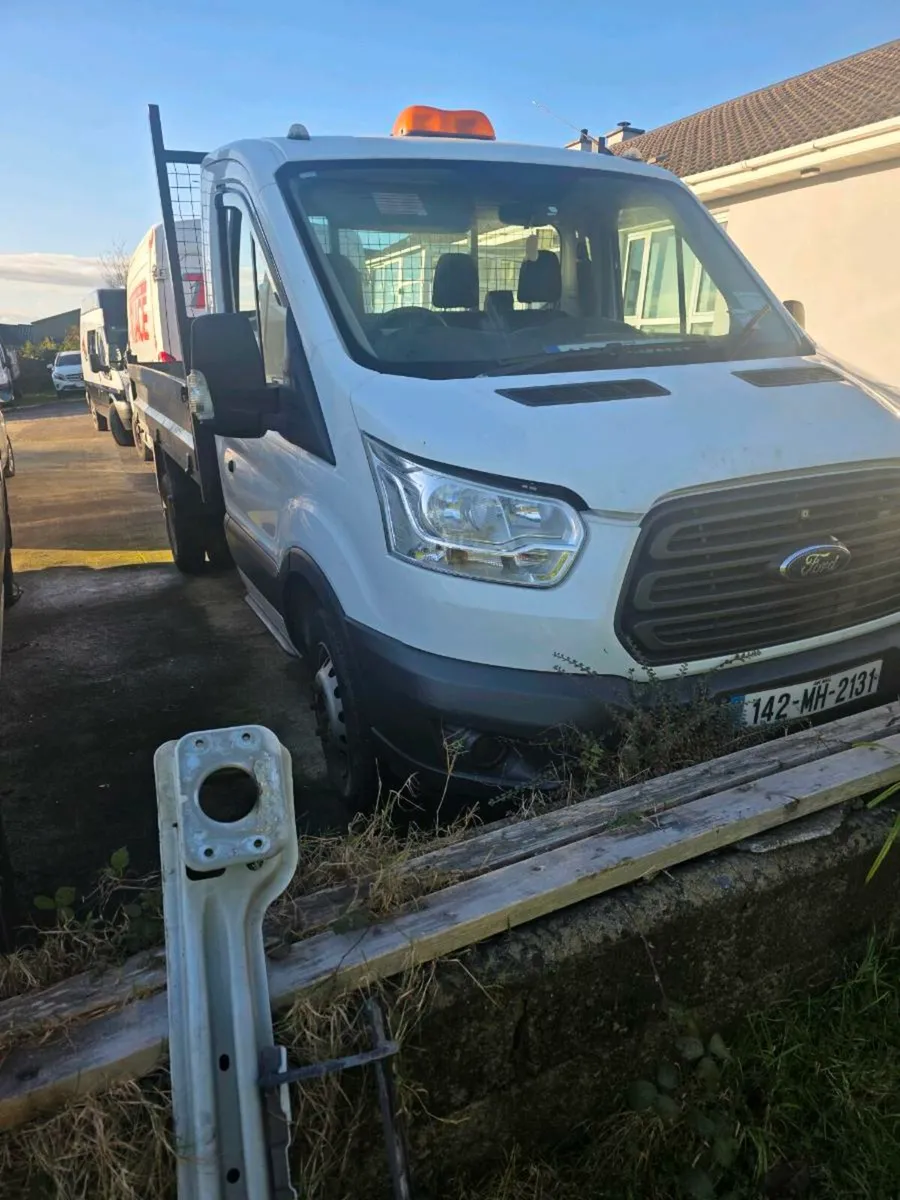 2015 transit tipper twin wheel for breaking - Image 1