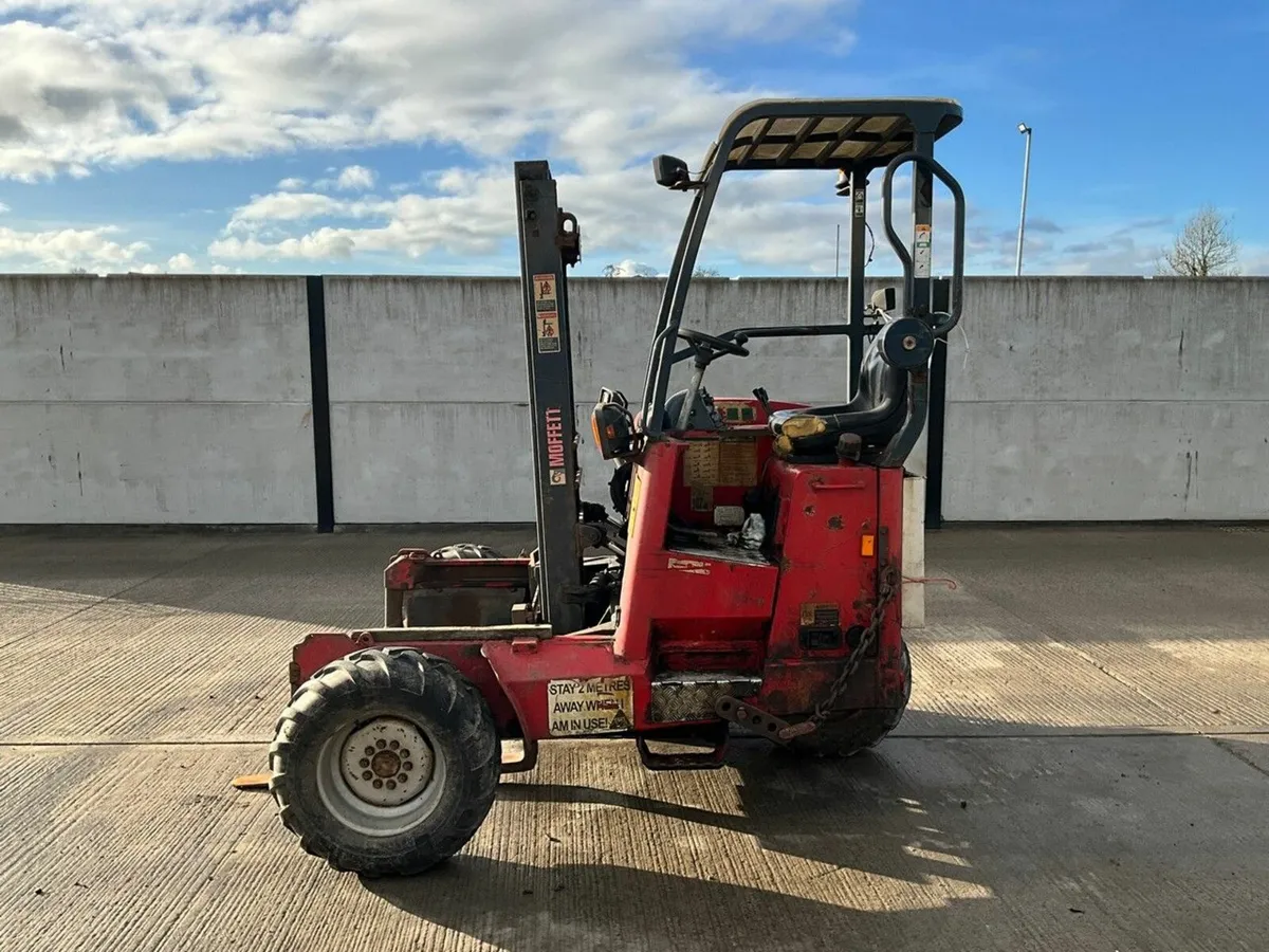 MOFFETT MOUNTY M8 25.3 2.5 TON DIESEL FORKLIFT - Image 3