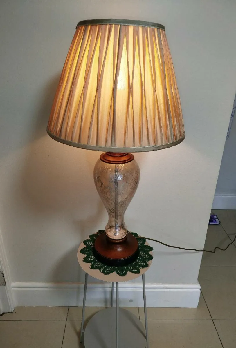 Table lamp - Image 1
