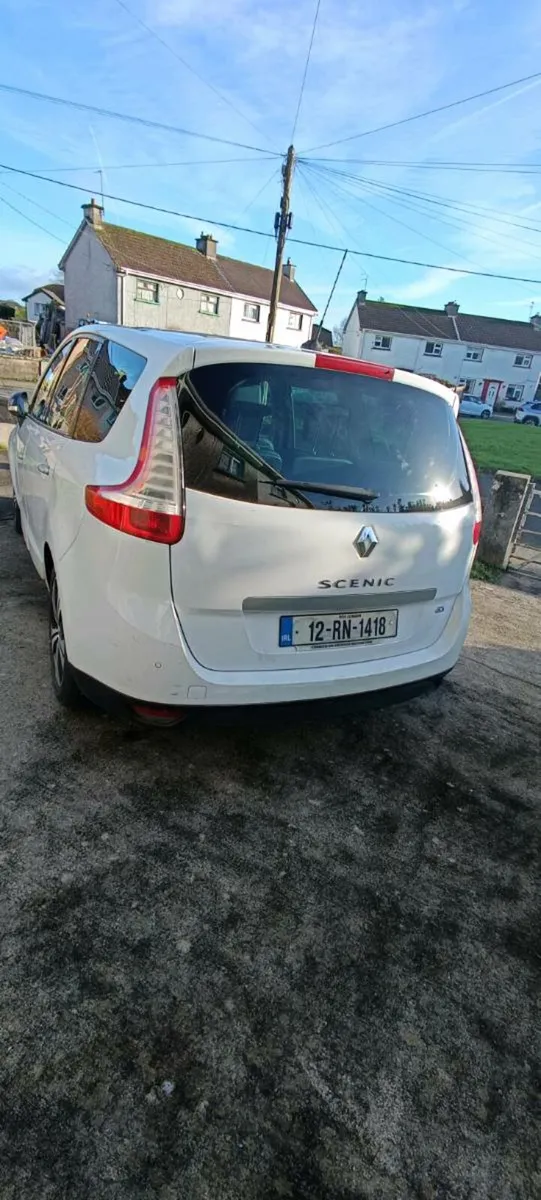 Renault Grand Scenic 1.6 dCi Dynamique 2012 - Image 2