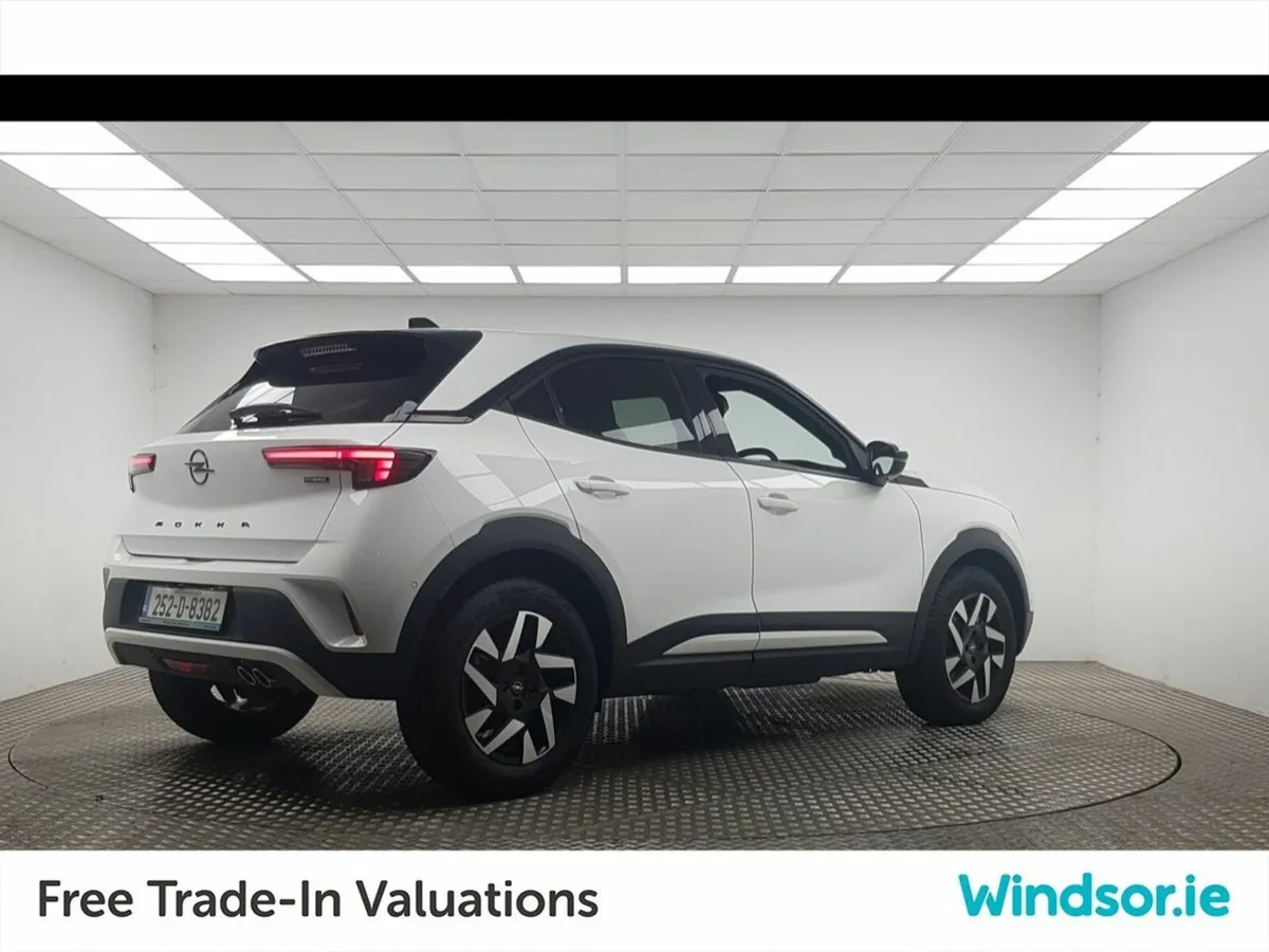 Opel Mokka Elegance Hybrid 136 bhp - Image 2