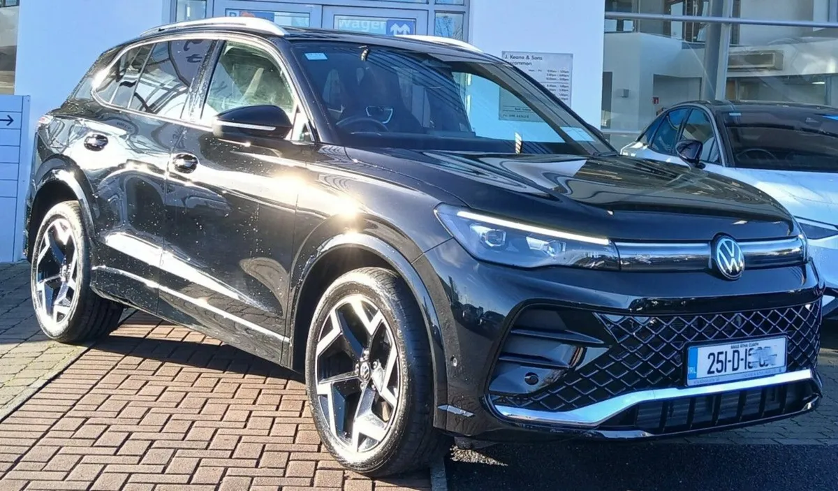 Volkswagen Tiguan R-Line 2.0 TDI 150HP  DSG **REAR - Image 1