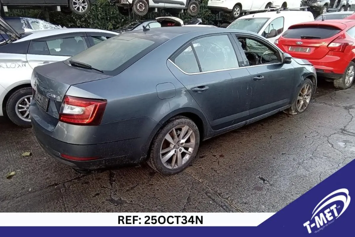 2017 SKODA OCTAVIA BREAKING FOR PARTS - Image 4