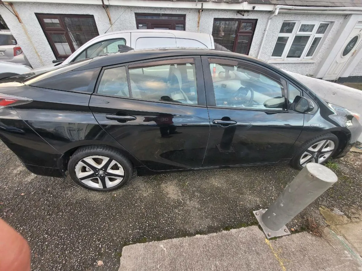 Taxi for rent 2017 Toyota Prius Automatic - Image 1