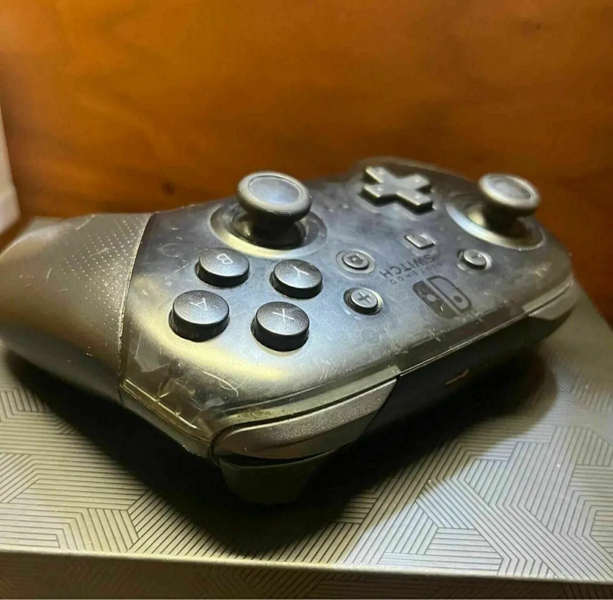 Nintendo Switch Pro Controller - Image 2