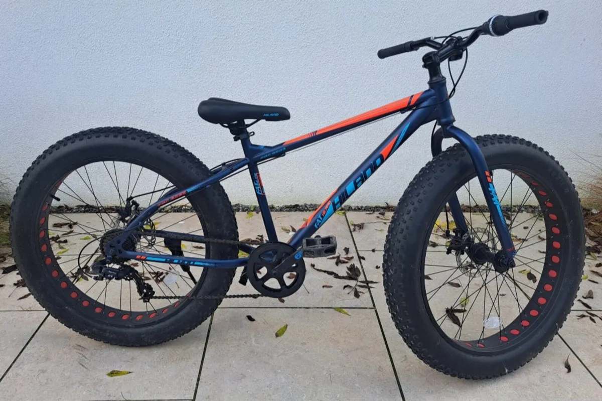 New Hiland 26" fat tyre  mountain  bike. - Image 1