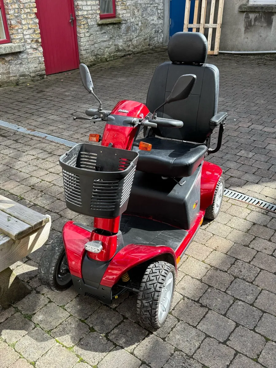 Pride 8mph Scooter - Image 1