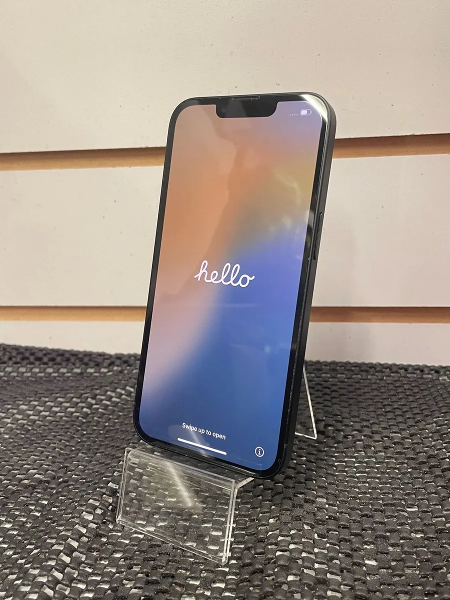 i Phone 16E - Image 1