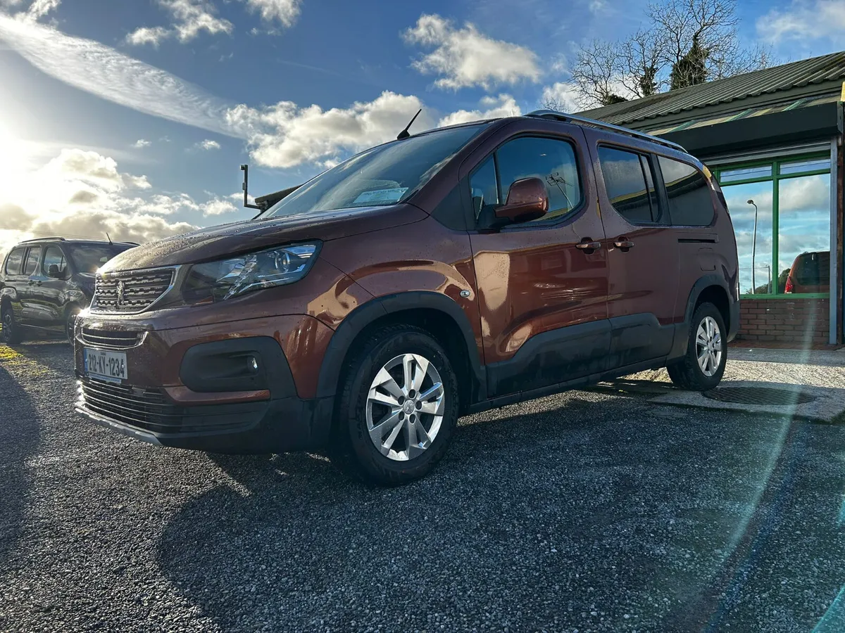 Wheelchair Car - Image 3