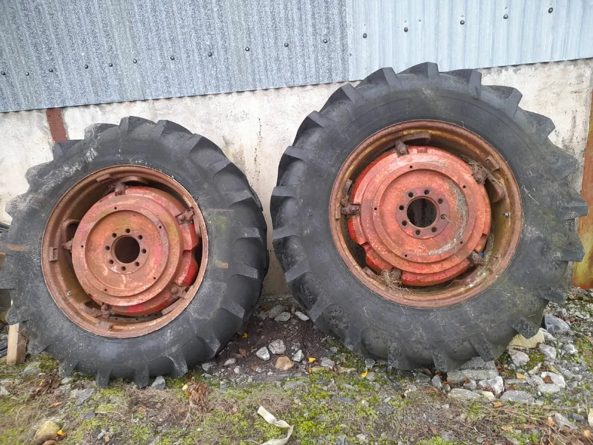 Tractor tyres & rims - Image 2