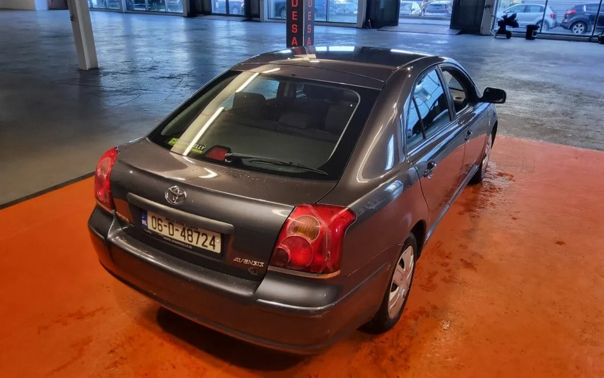 Toyota Avensis 1.6 VVT-i Aura - Image 4