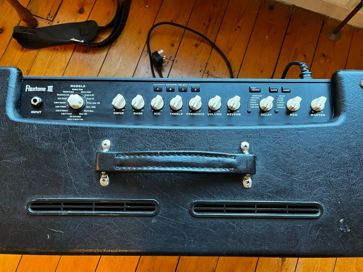 Guitar Amp - Line 6 Flextone 3 XL 212 - Image 3