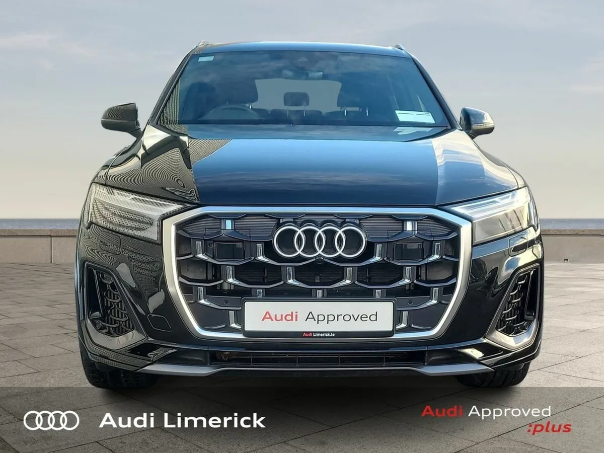 Audi Q7 55 Tfsi-E S Line Quattro - Image 3