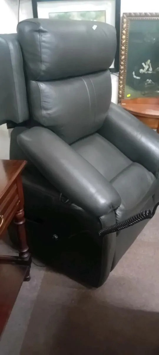 Original Lazeboy Rise And Recline Armchair - Image 3