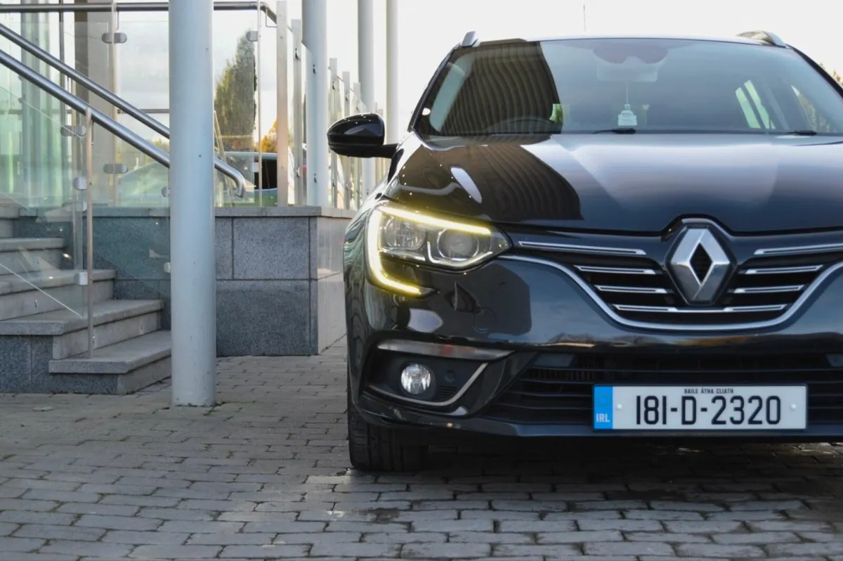 Renault Megane 1.5 dCi 110 DYNAMIQUE NAV - Image 4