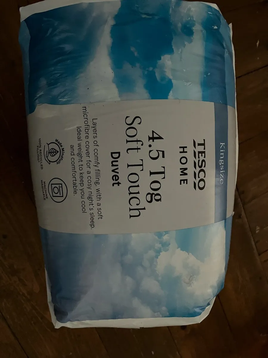 King size duvet - Image 1