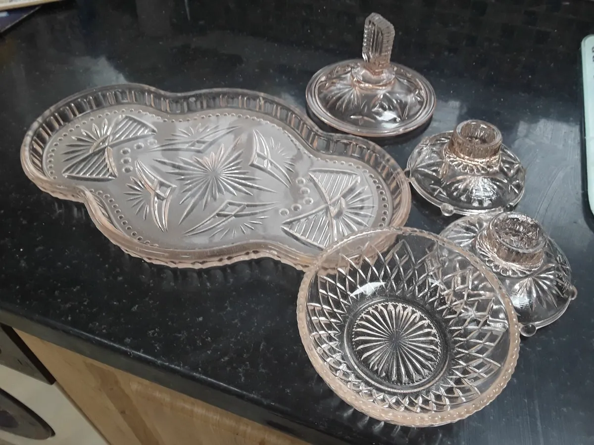 Art deco 4 piece collectible vanity dressing table - Image 1