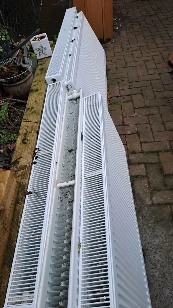 Five ,20 year old rads free to take away - Image 2