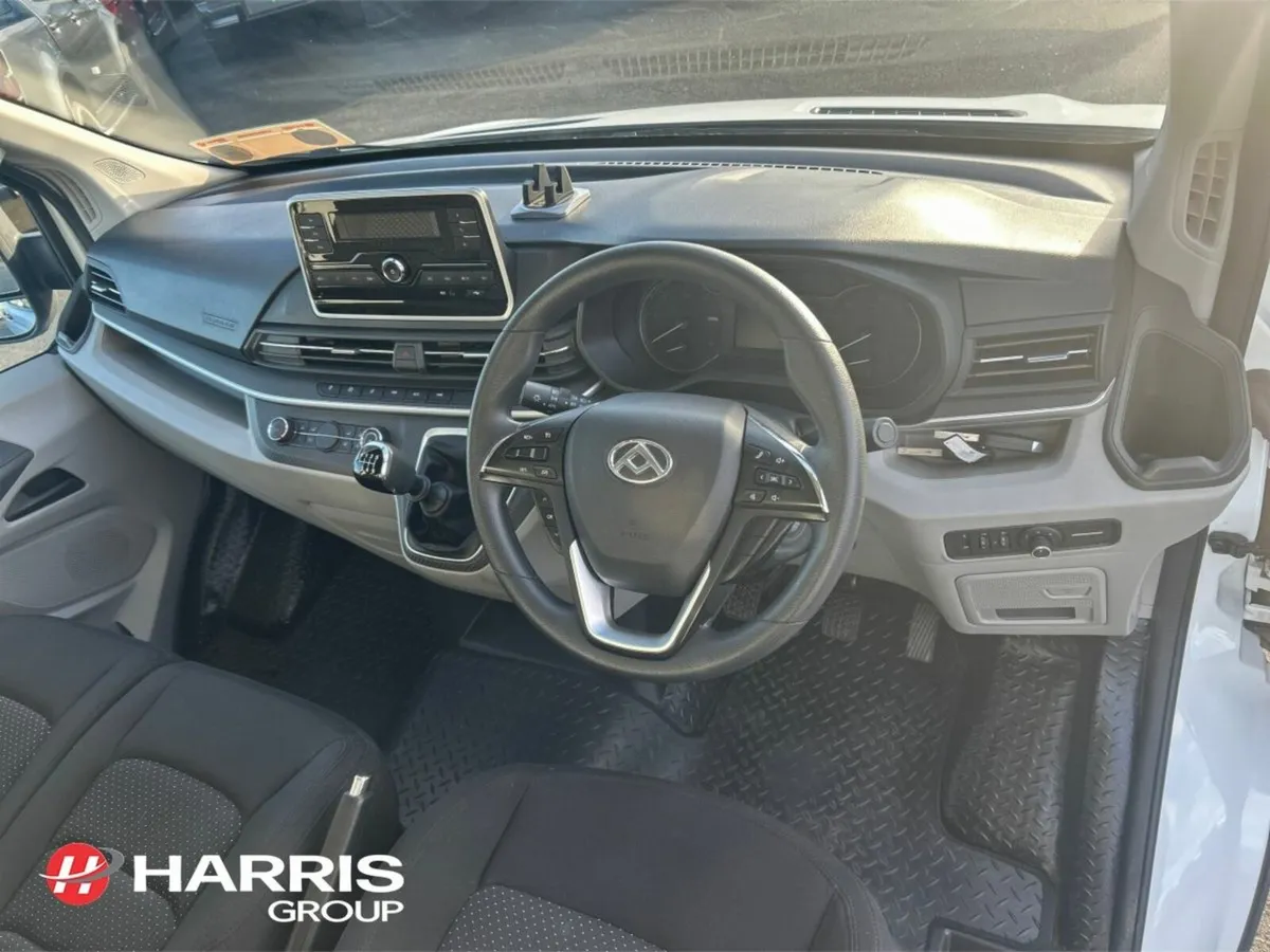 Maxus DELIVER 9 Panel Van - Image 4