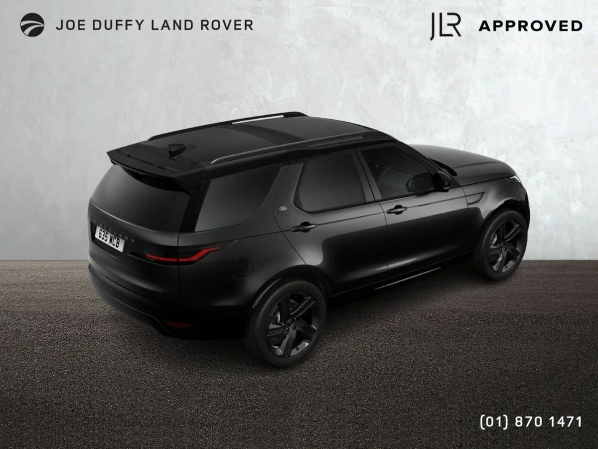 Land Rover Discovery 3.0 DYNAMIC HSE COMM *AVAILAB - Image 2