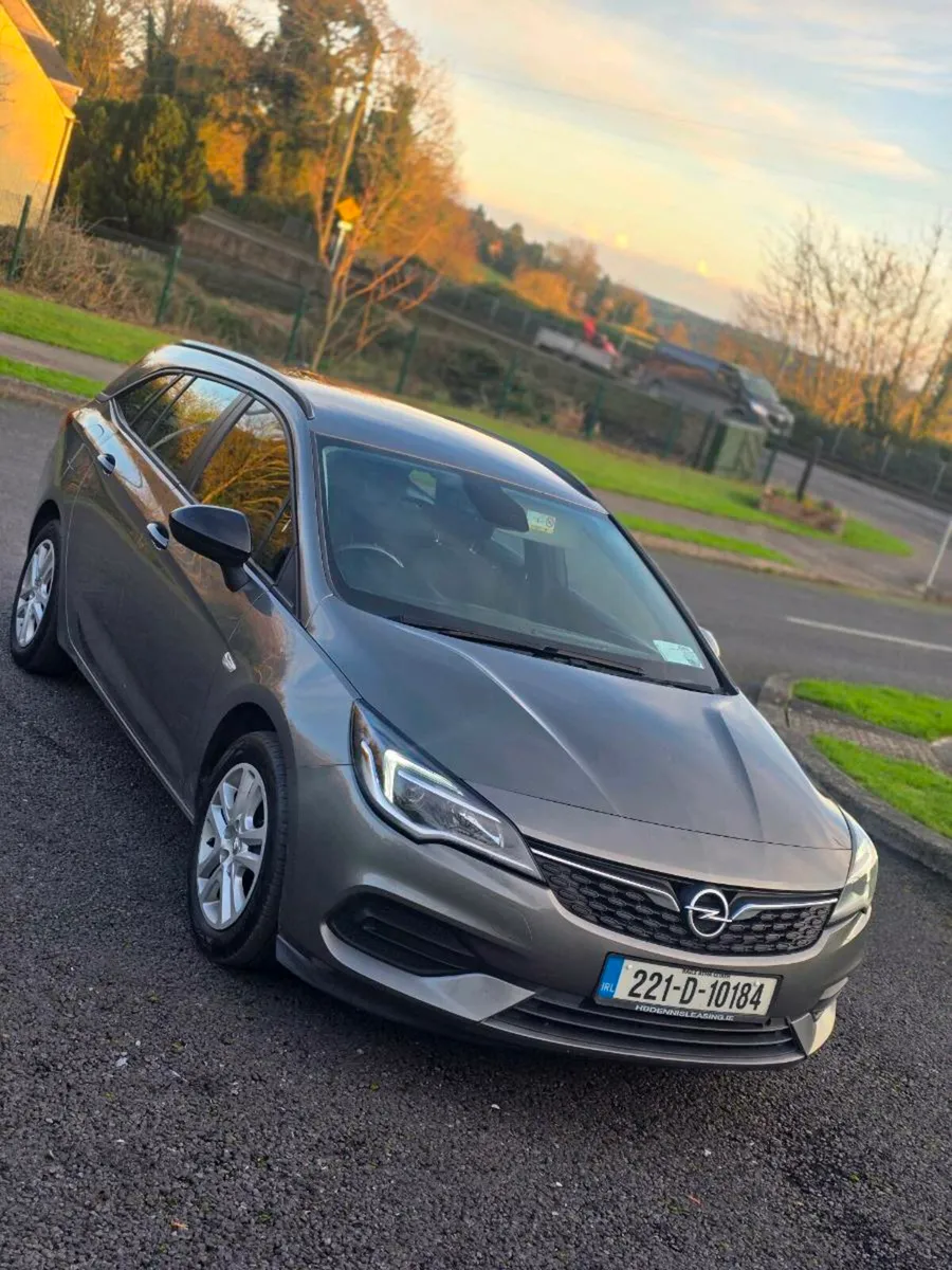 Opel asta 2022 low mileage 9350€ - Image 1