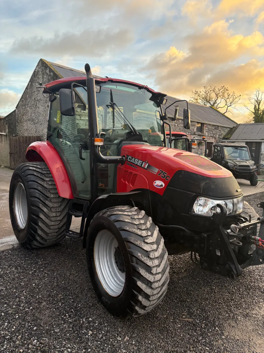 Case Farmall 75C Tractor - Image 4