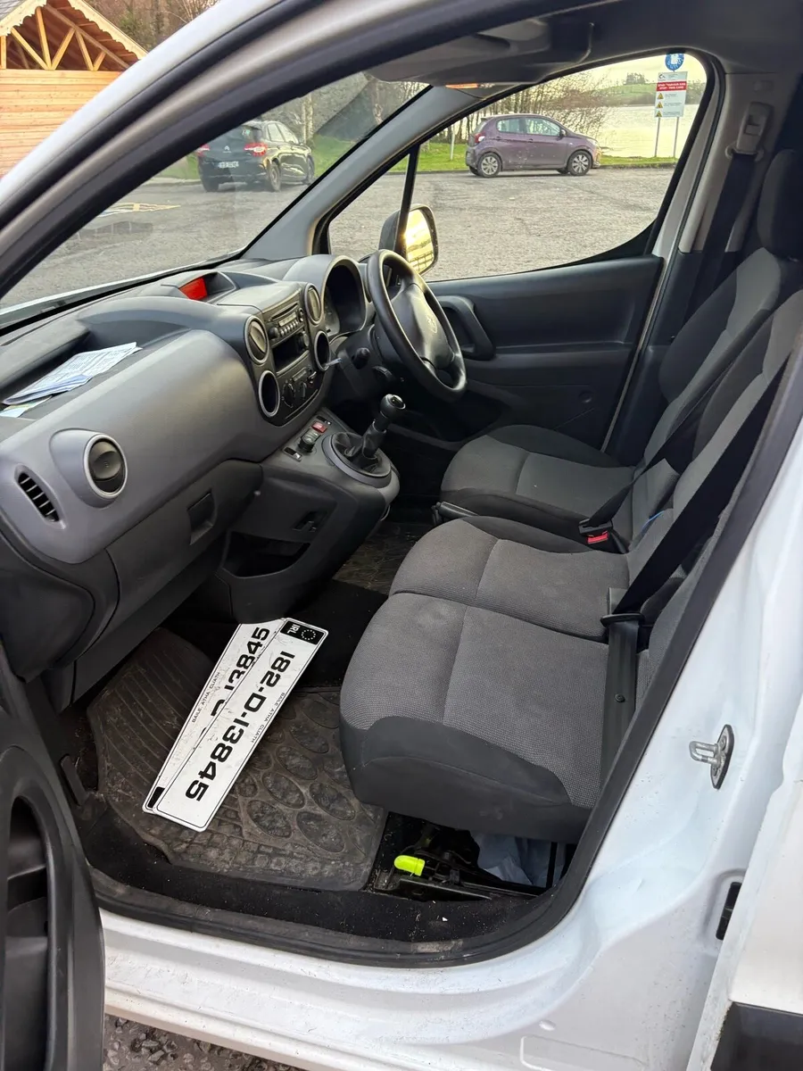 Peugeot partner 3seater - Image 4