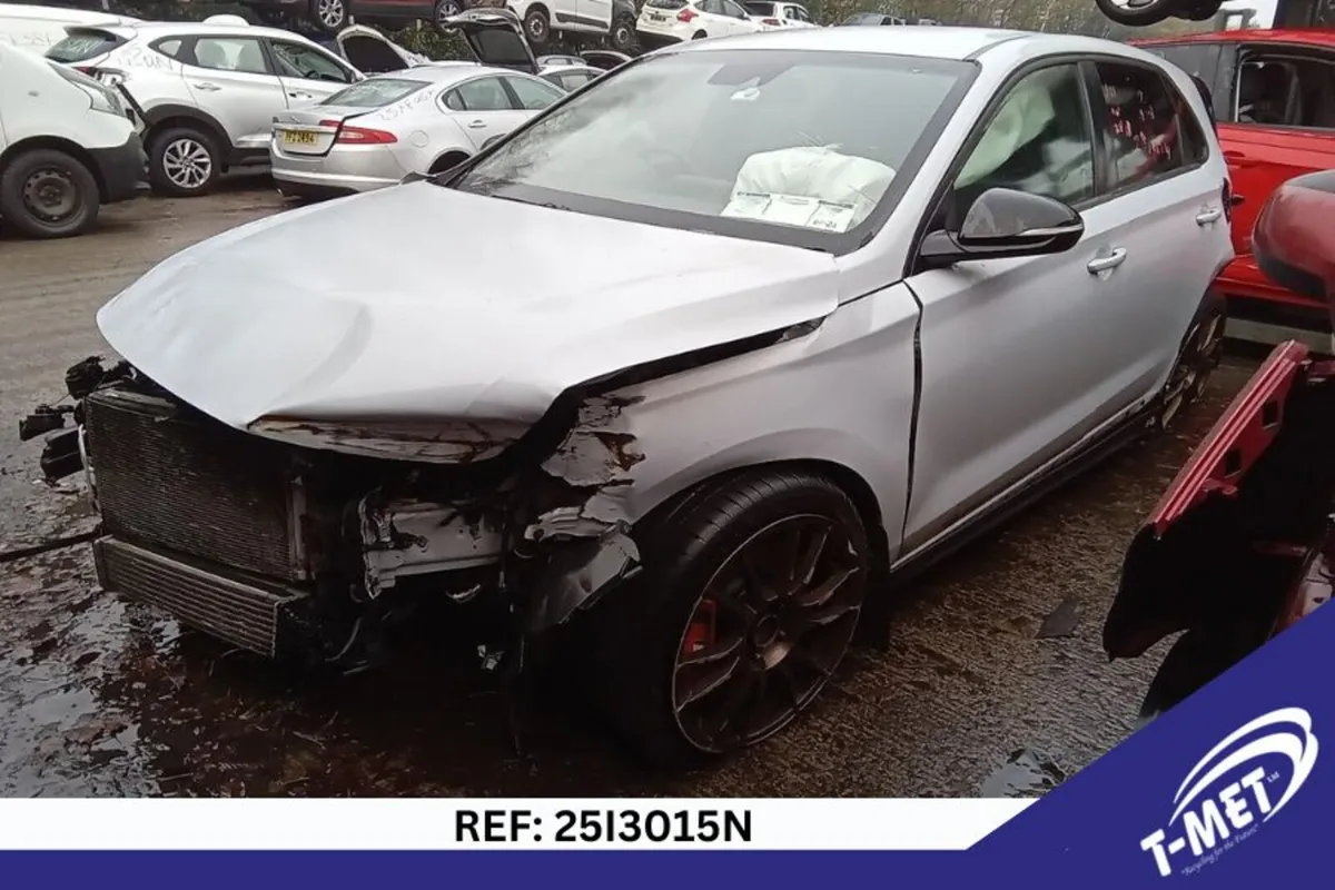 2018 HYUNDAI I30 BREAKING FOR PARTS - Image 4