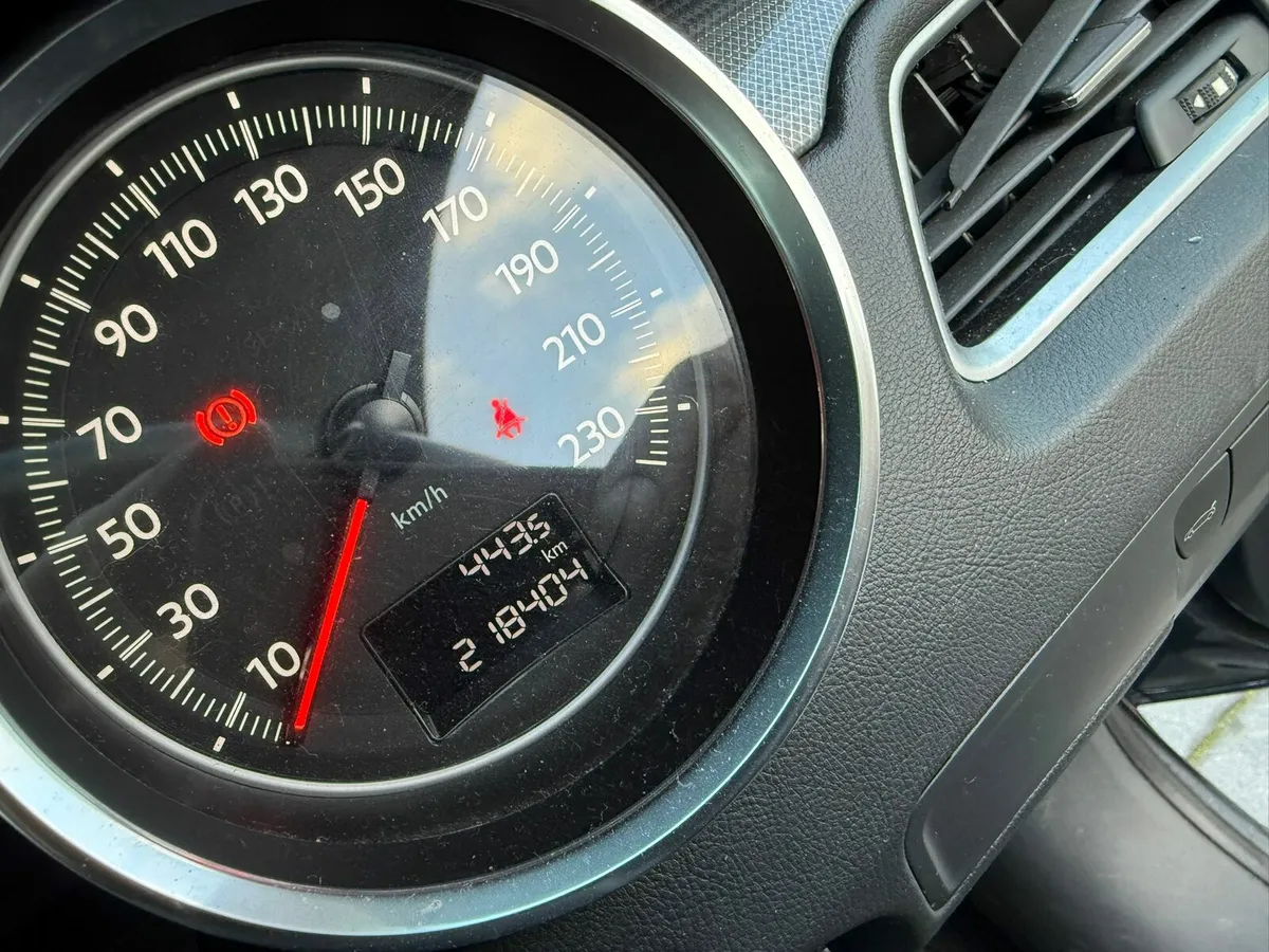 Peugeot 508 estate 2.0hdi - Image 4