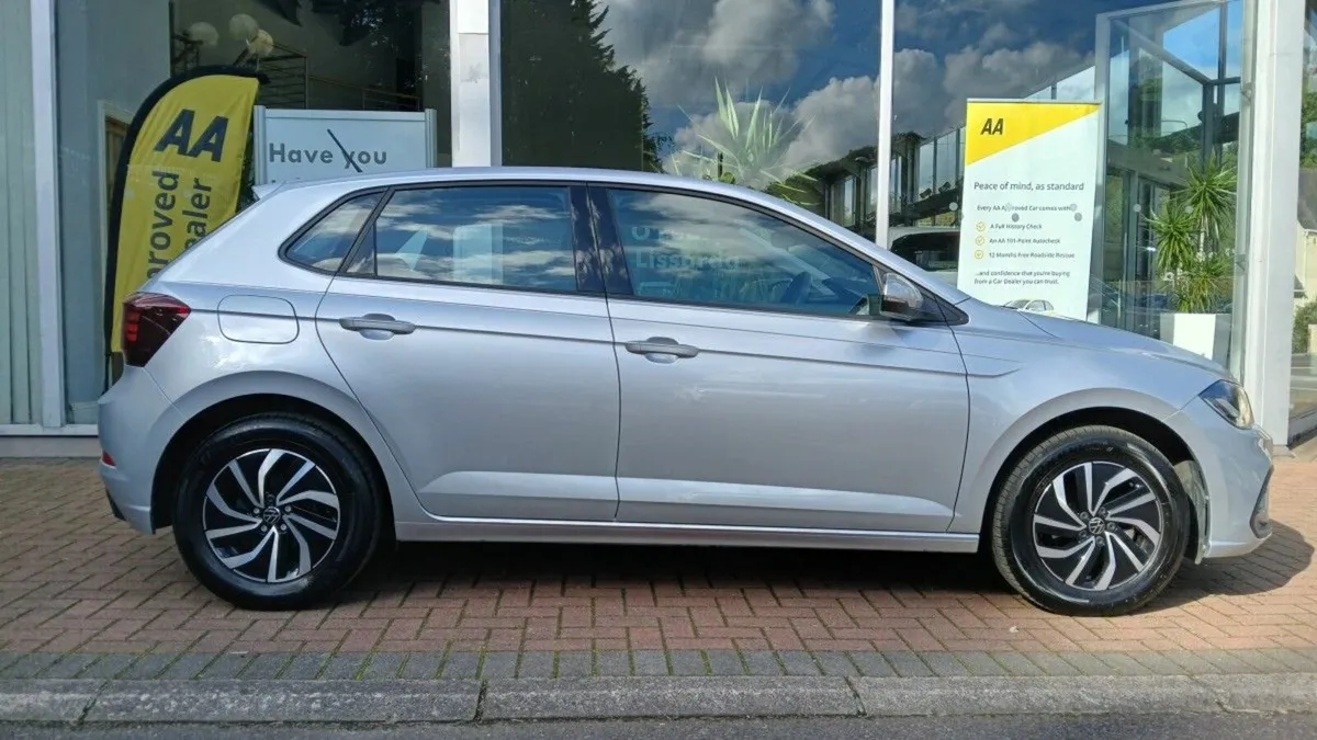 Volkswagen Polo POLO LIFE 1.0 TSI 95HP M5F, Rear C - Image 3