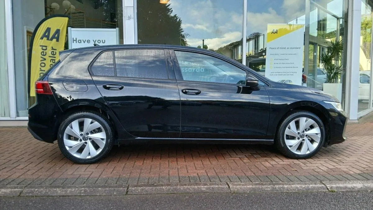 Volkswagen Golf EDITION 75 1.5 TSI 116HP, Black Me - Image 3