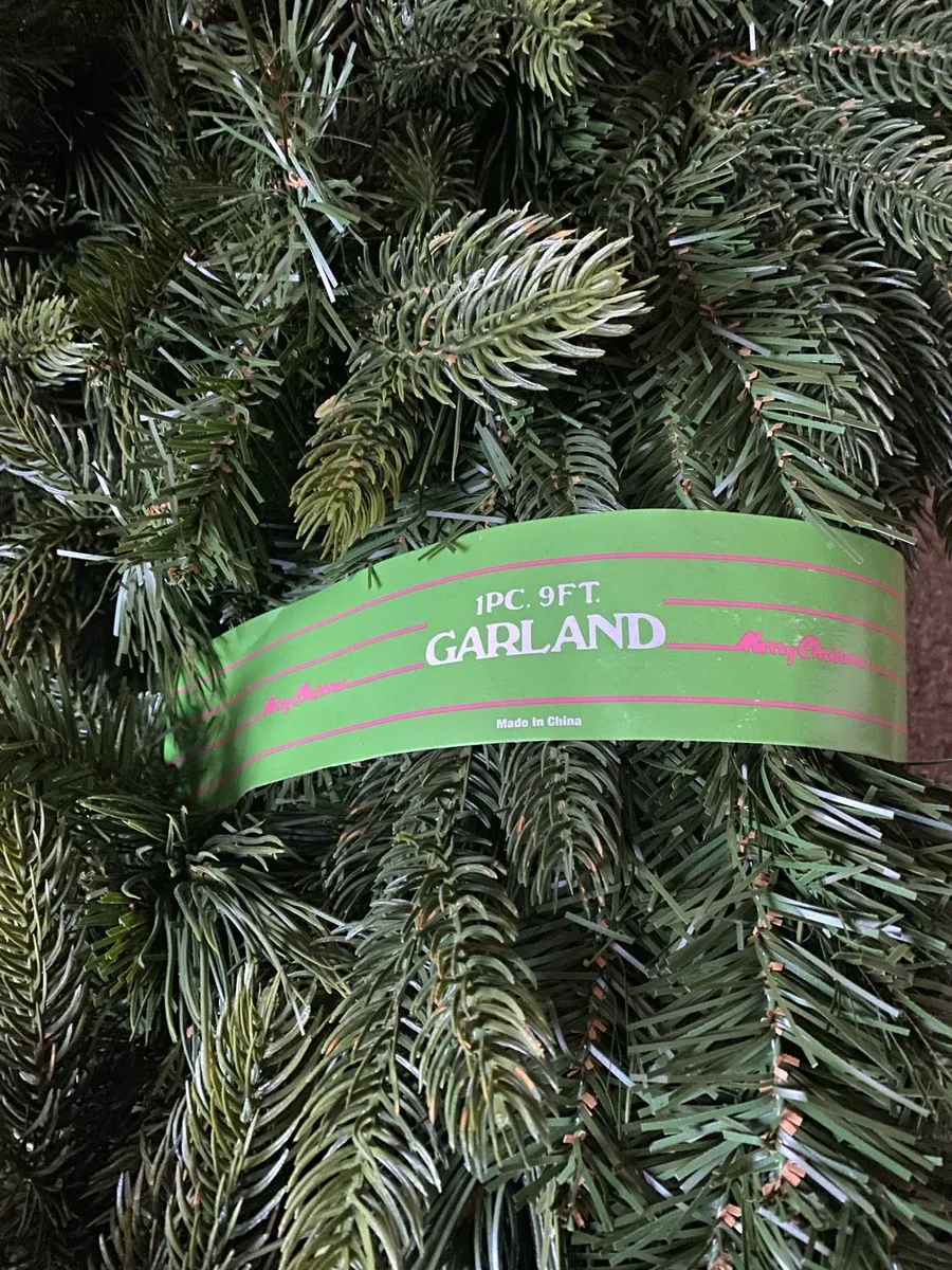 9 Foot Super Pine Christmas Garland 50cm x 270cm - Image 2