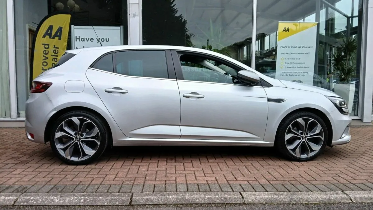 Renault Megane 1.3TCE 140  GT - LINE,  Silver met, - Image 3