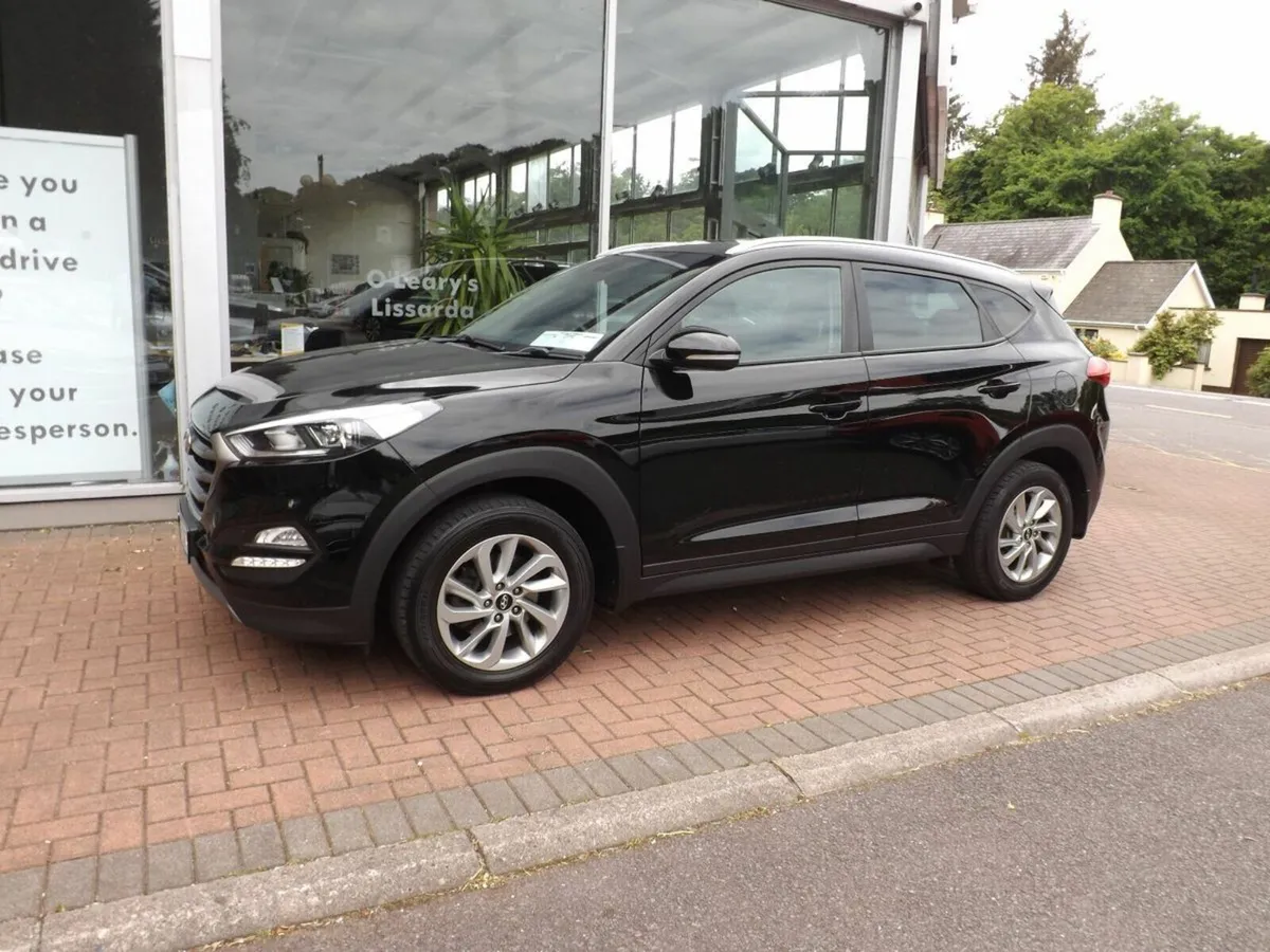 Hyundai Tucson 1.7 D Comfort Plus - Image 2