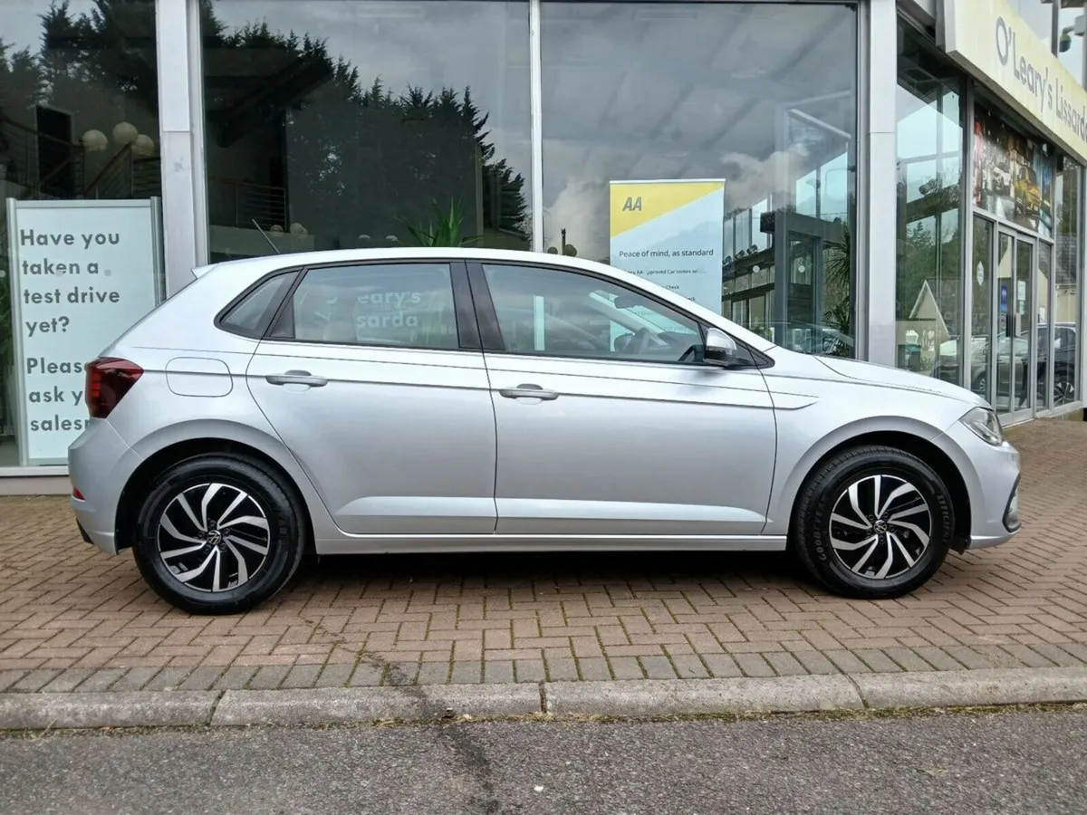 Volkswagen Polo 1.0 LIFE 1.0 TSi 95Bhp, Silver met - Image 3