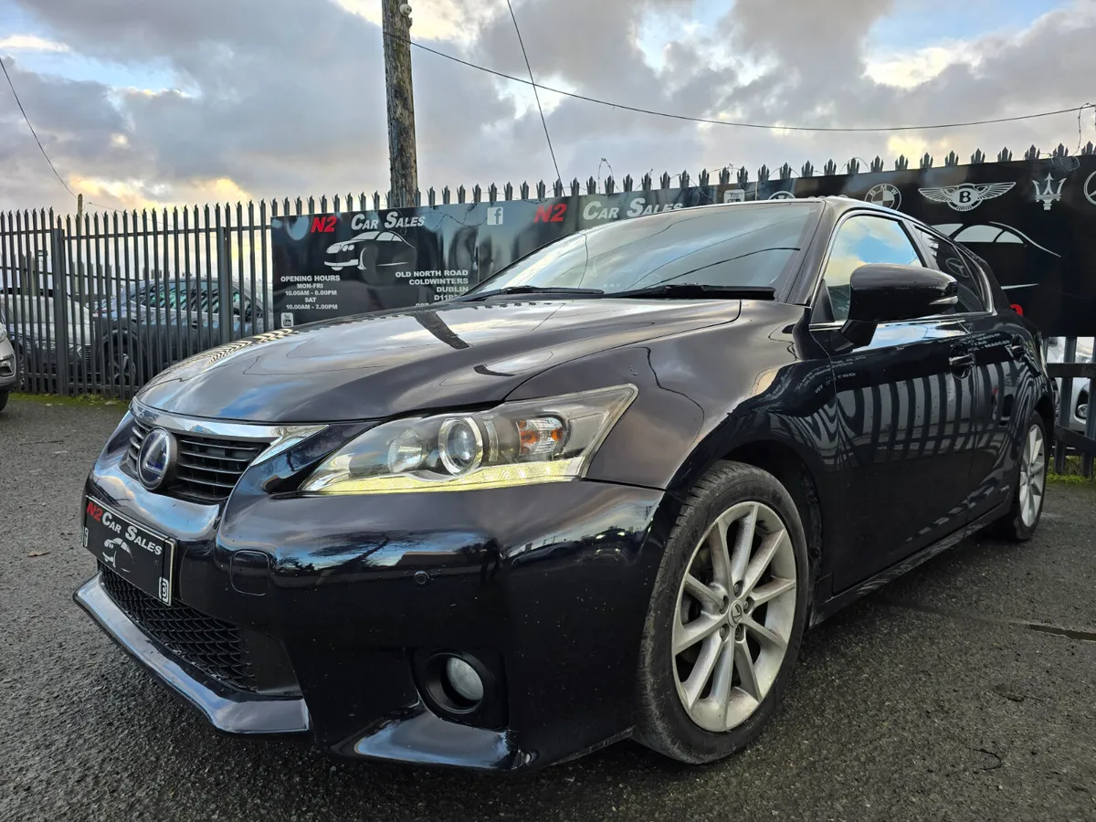 131 Lexus CT200h Hybrid, LOW MILES, NEW NCT - Image 2