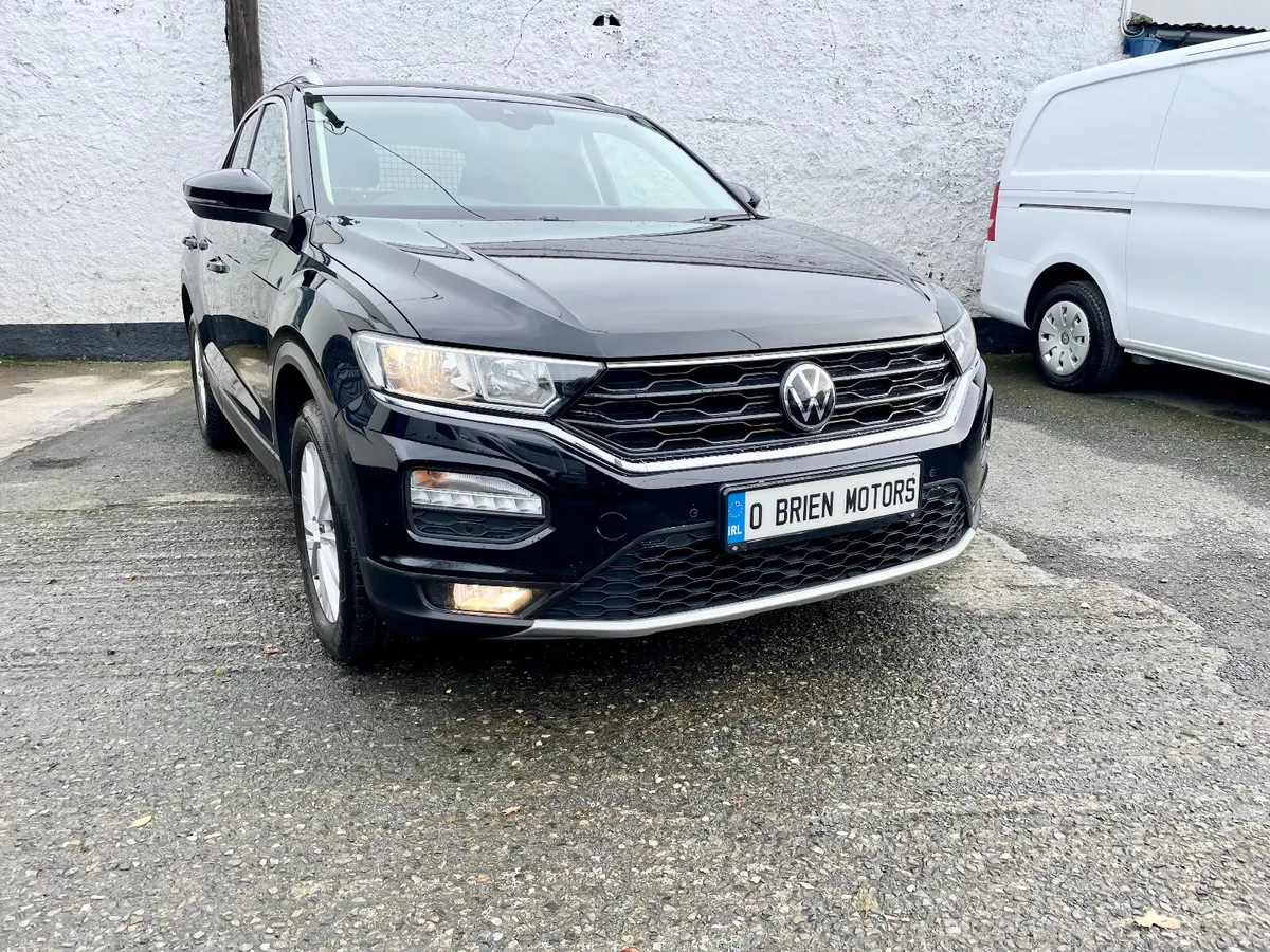 Volkswagen T-Roc Design 2.0TDI Commercial Van,2021 - Image 1