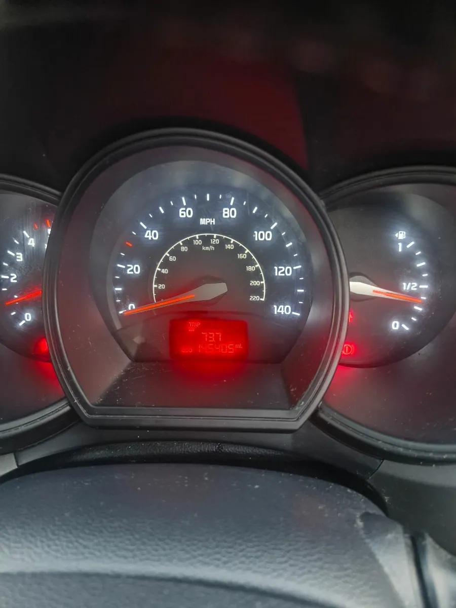 Kia Rio 2012 - Image 4