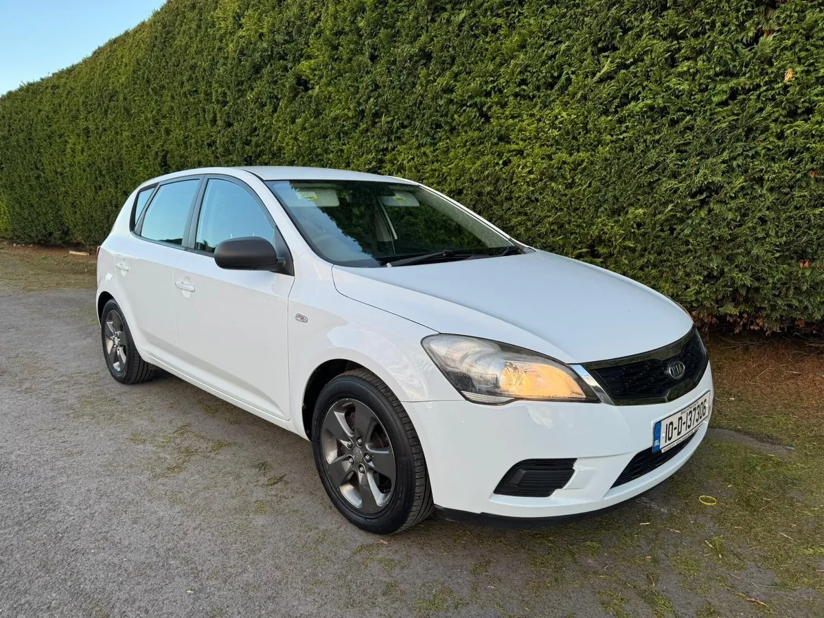 Kia Ceed 2010 1.4 petrol *NEW NCT* - Image 3