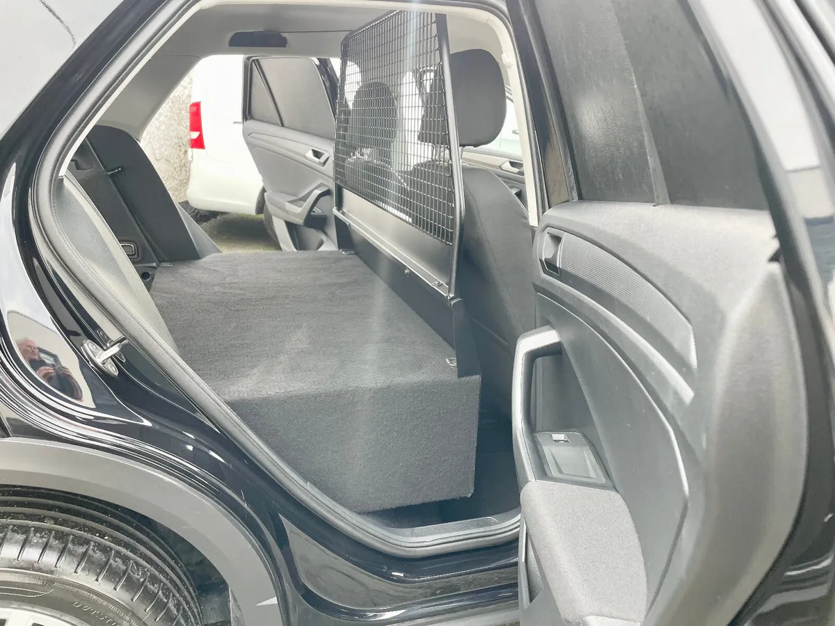 Volkswagen T-Roc Design 2.0TDI Commercial Van,2021 - Image 4