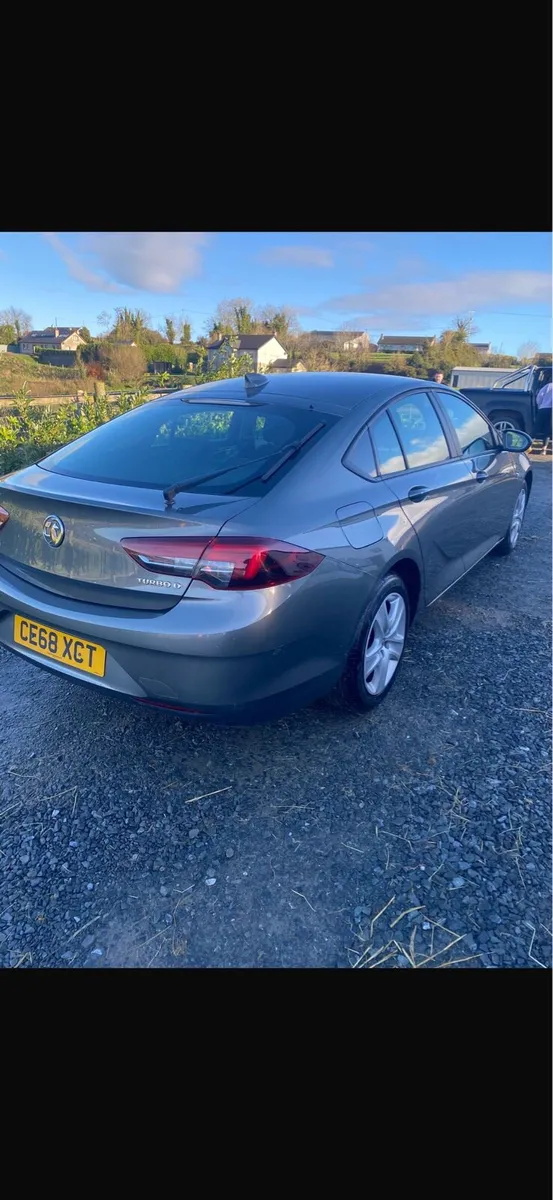 Vauxhall insignia - Image 2