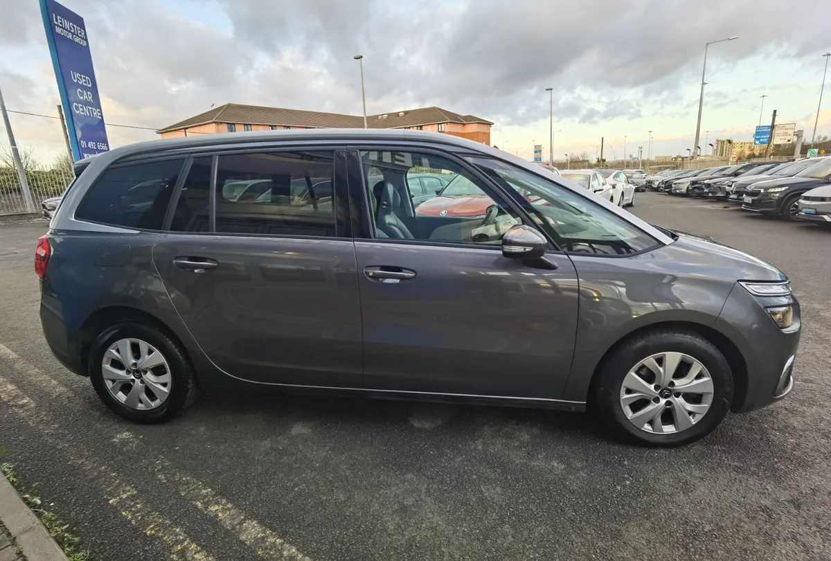 CITROEN GRAND C4 SPACETOURER **7 SEATER** - Image 4