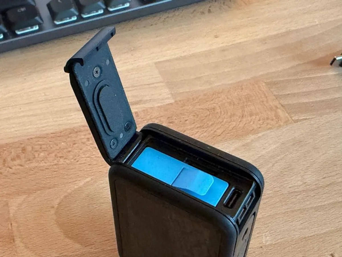 GoPro Hero Black 10 with accessories - Image 3