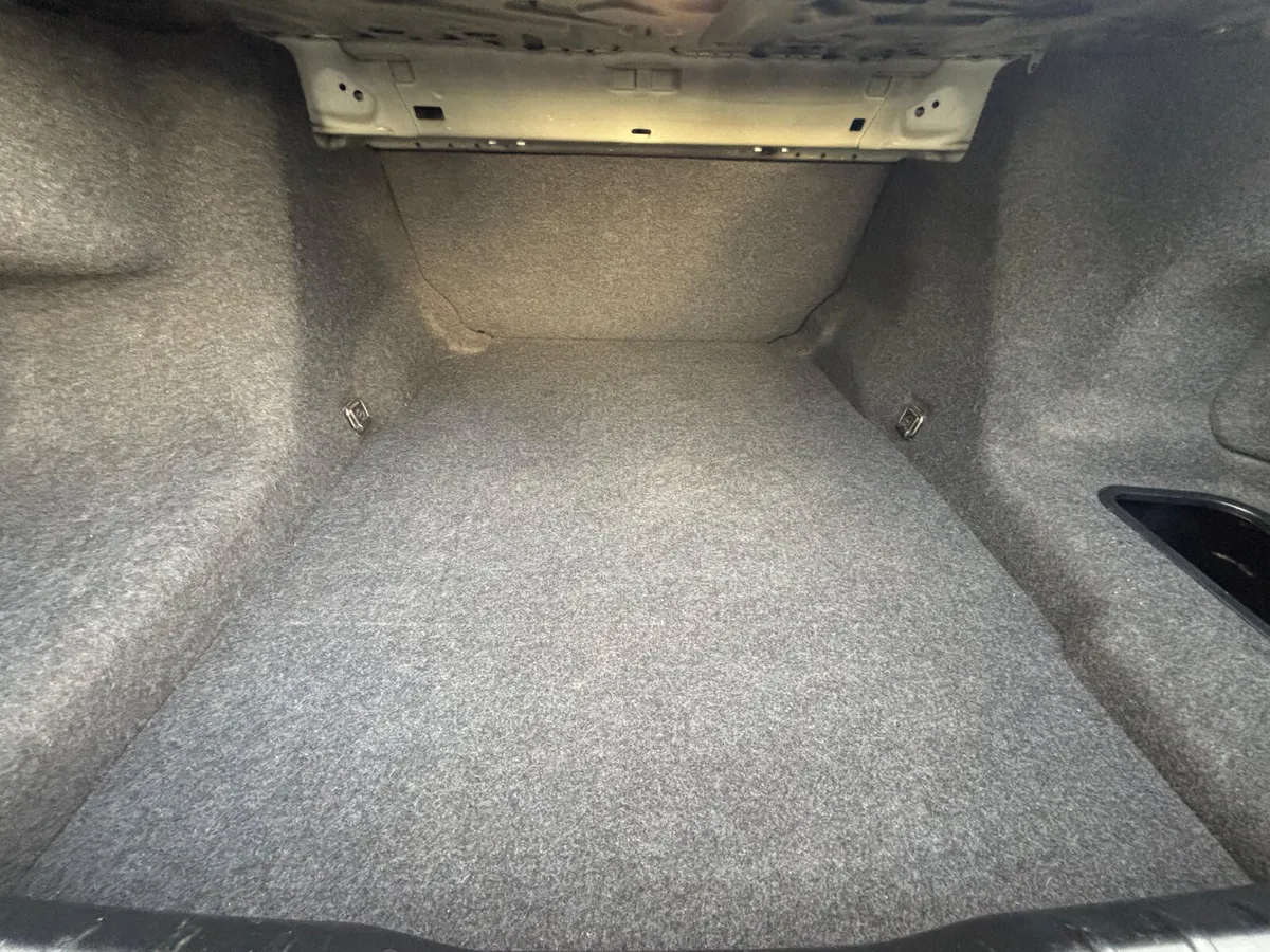 BMW 5-Series 2013 - Image 4